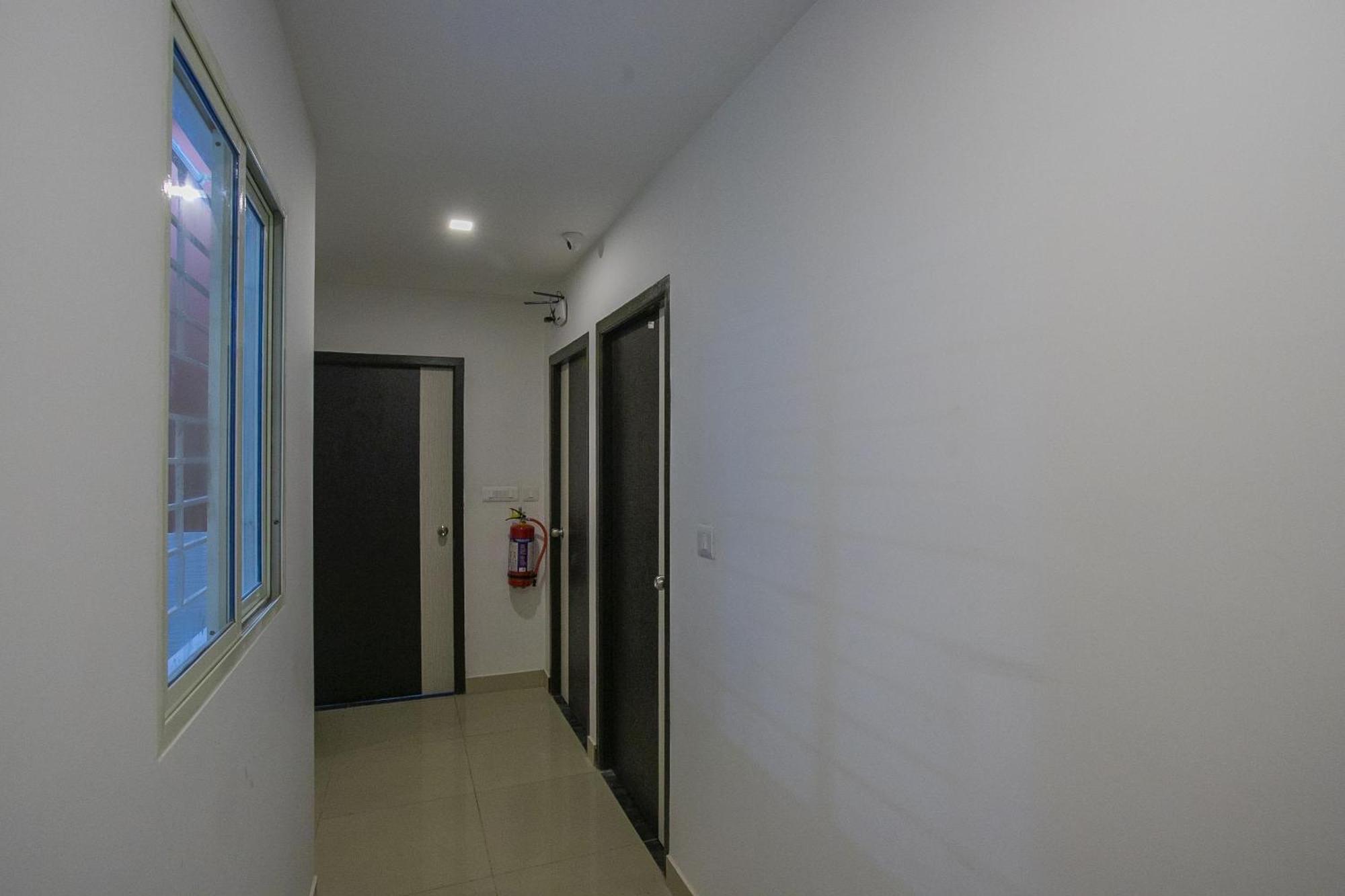 Hotel O Varcity Phi Premium Pavilion ,Above Hdfc Bank ,Near Anjaneya Temple Madiwala, Hosur Main R Μπανγκαλόρ Εξωτερικό φωτογραφία