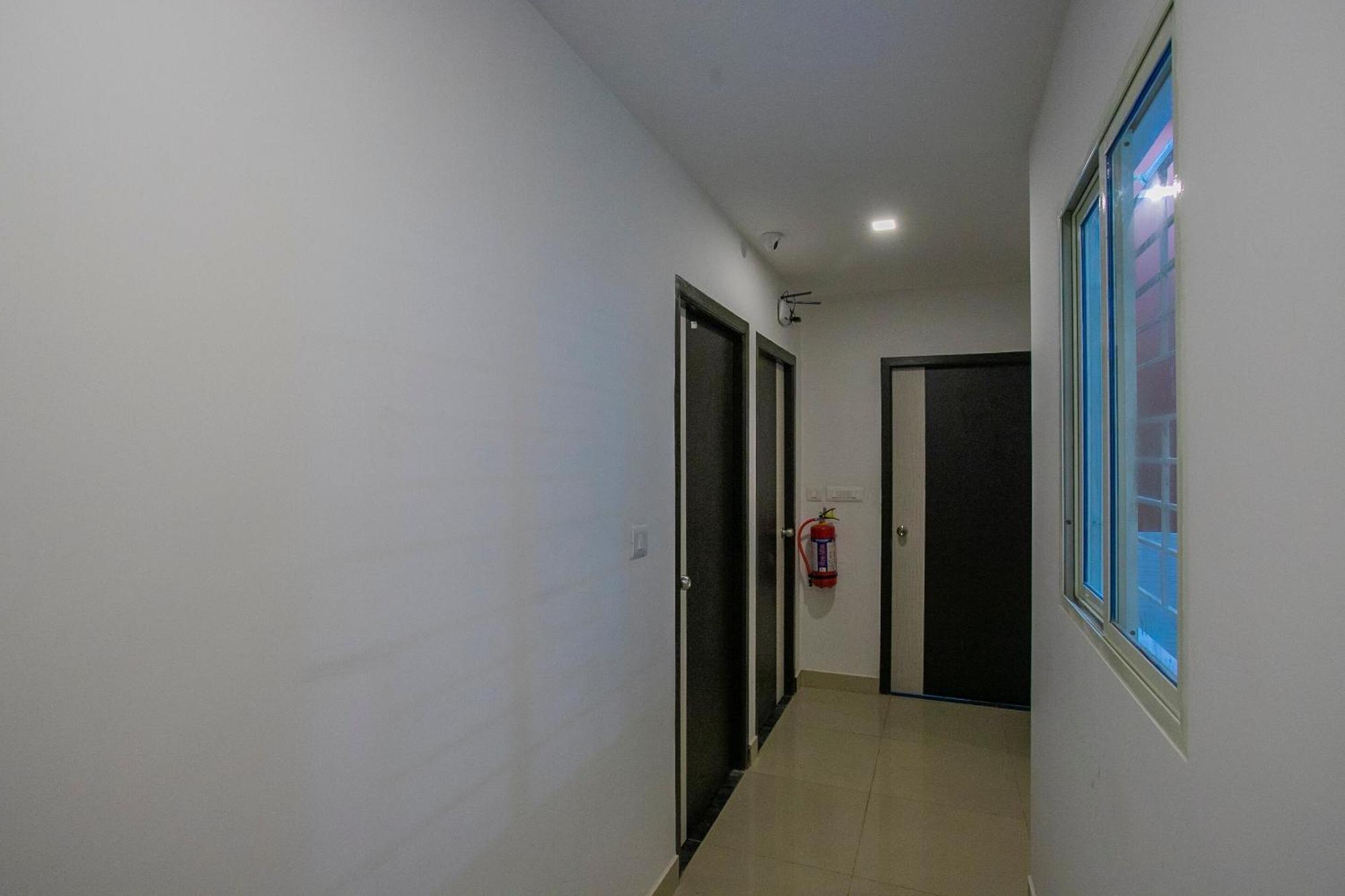 Hotel O Varcity Phi Premium Pavilion ,Above Hdfc Bank ,Near Anjaneya Temple Madiwala, Hosur Main R Μπανγκαλόρ Εξωτερικό φωτογραφία