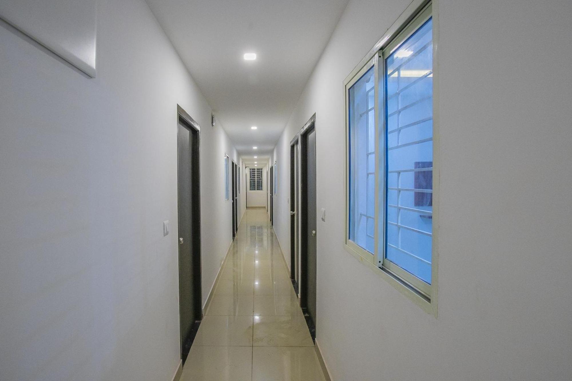 Hotel O Varcity Phi Premium Pavilion ,Above Hdfc Bank ,Near Anjaneya Temple Madiwala, Hosur Main R Μπανγκαλόρ Εξωτερικό φωτογραφία