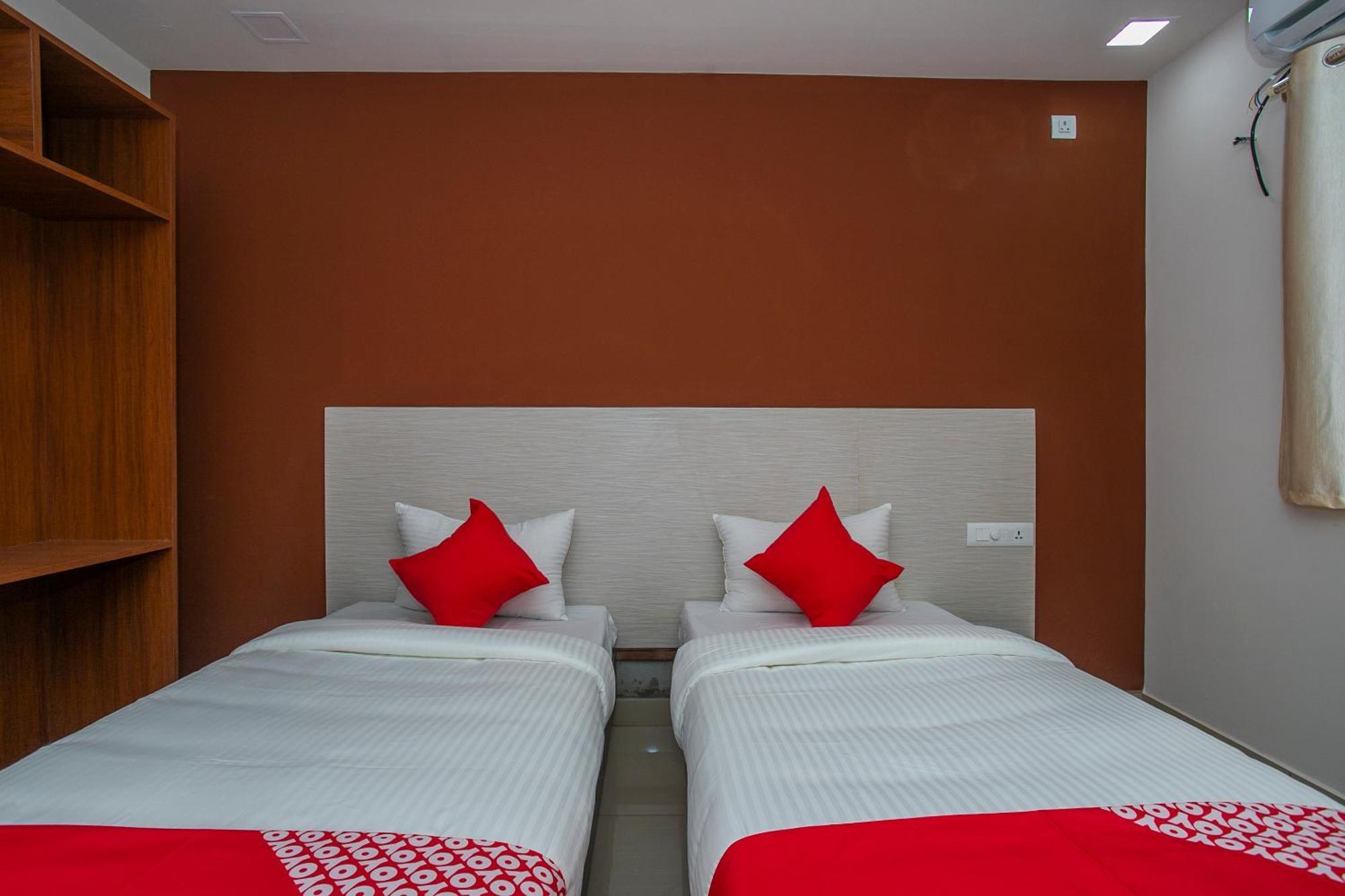 Hotel O Varcity Phi Premium Pavilion ,Above Hdfc Bank ,Near Anjaneya Temple Madiwala, Hosur Main R Μπανγκαλόρ Εξωτερικό φωτογραφία